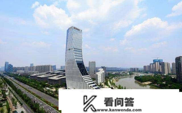 中国第一个拥有双机场、六环路的新一座城市，不竭兴起犹如黑马