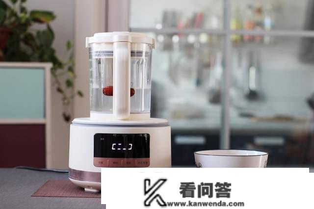 噪音小、功用好：七彩叮当破壁机种草