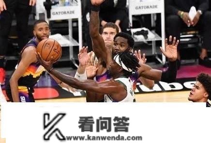 23-14！别再说裁判有问题了，光那一项雄鹿就输了33分！