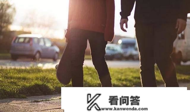 女友按揭买房不加我的名字，全家人逼我去退婚！