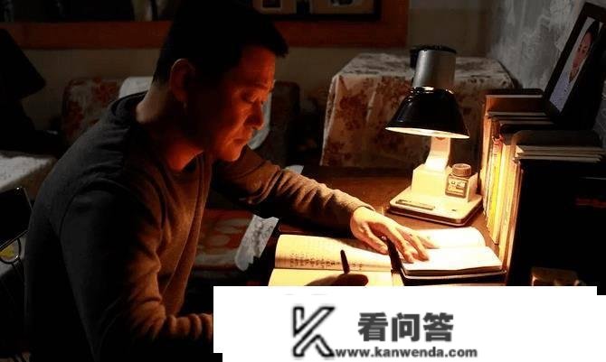 原创王景春演技炸裂东京封帝《差人日志》却显露出辛酸与悲情