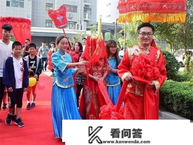 婚礼前夕，被要求过户婚前独一房产，第二天新娘让男方丢尽了颜面