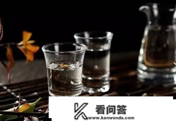 抖音白酒报白需要什么天分？抖音酒水报白要交几包管金？怎么开通入驻