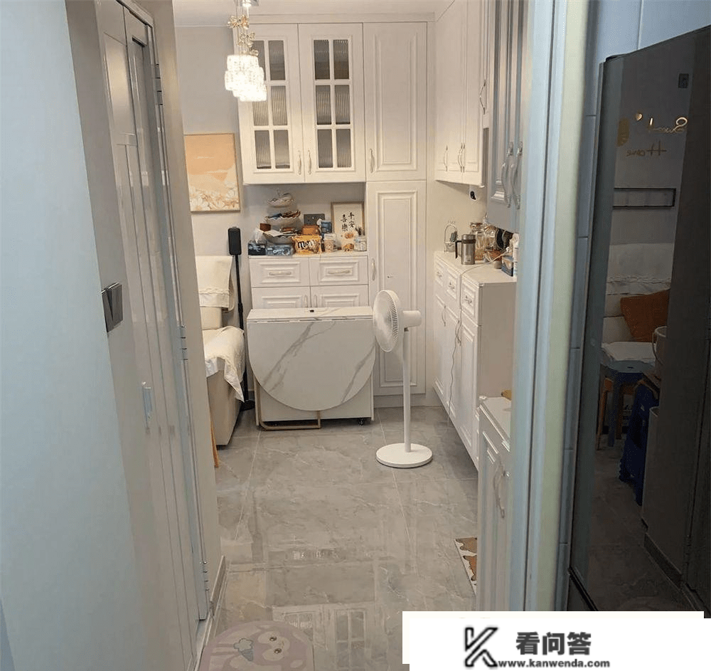 香港一家六口买下36㎡小家，拆三间卧室和暗厨暗卫，网友：太窒息
