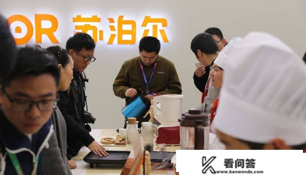 六旬商人把公司低价卖外资，留0.01%股份分红，今一心研发水龙头