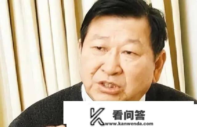 六旬商人将公司廉价出卖，只留0.01%股份分红，现在市值430亿