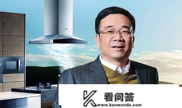 苏泊尔低价40亿卖外资，被增值到689亿，开创人苏增福却说不懊悔