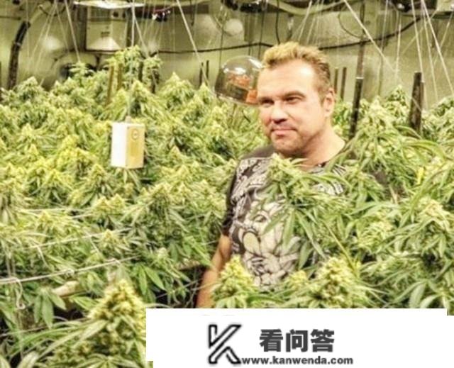 美国为安在寸土寸金的纽约成立林则徐广场？