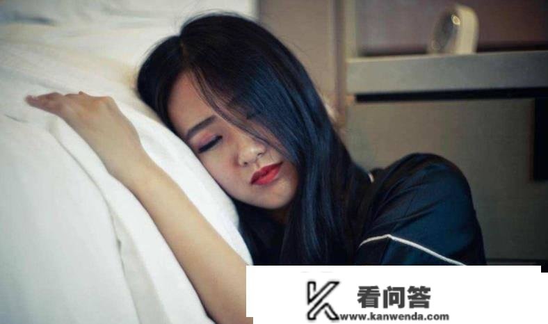 爱情两年破费96万，分手后须眉要回，女子：我的青春和贞洁怎么算