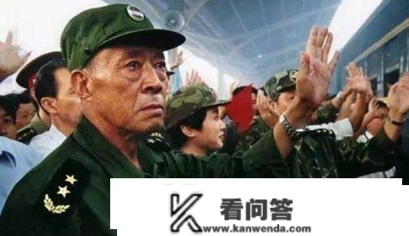 1998年抗洪，子弟兵用鲜血写下请战书和遗书，内容令人潸然泪下