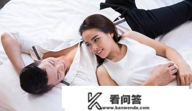 夫妻若何配合生活？