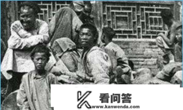 清朝贫民在“鸡毛房”中挺过严冬，不被冻死，鸡毛房是什么房？