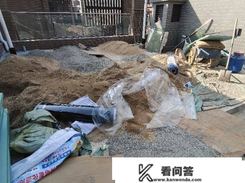 广州黄埔出名小区惊现违建，屡被赞扬施工不断