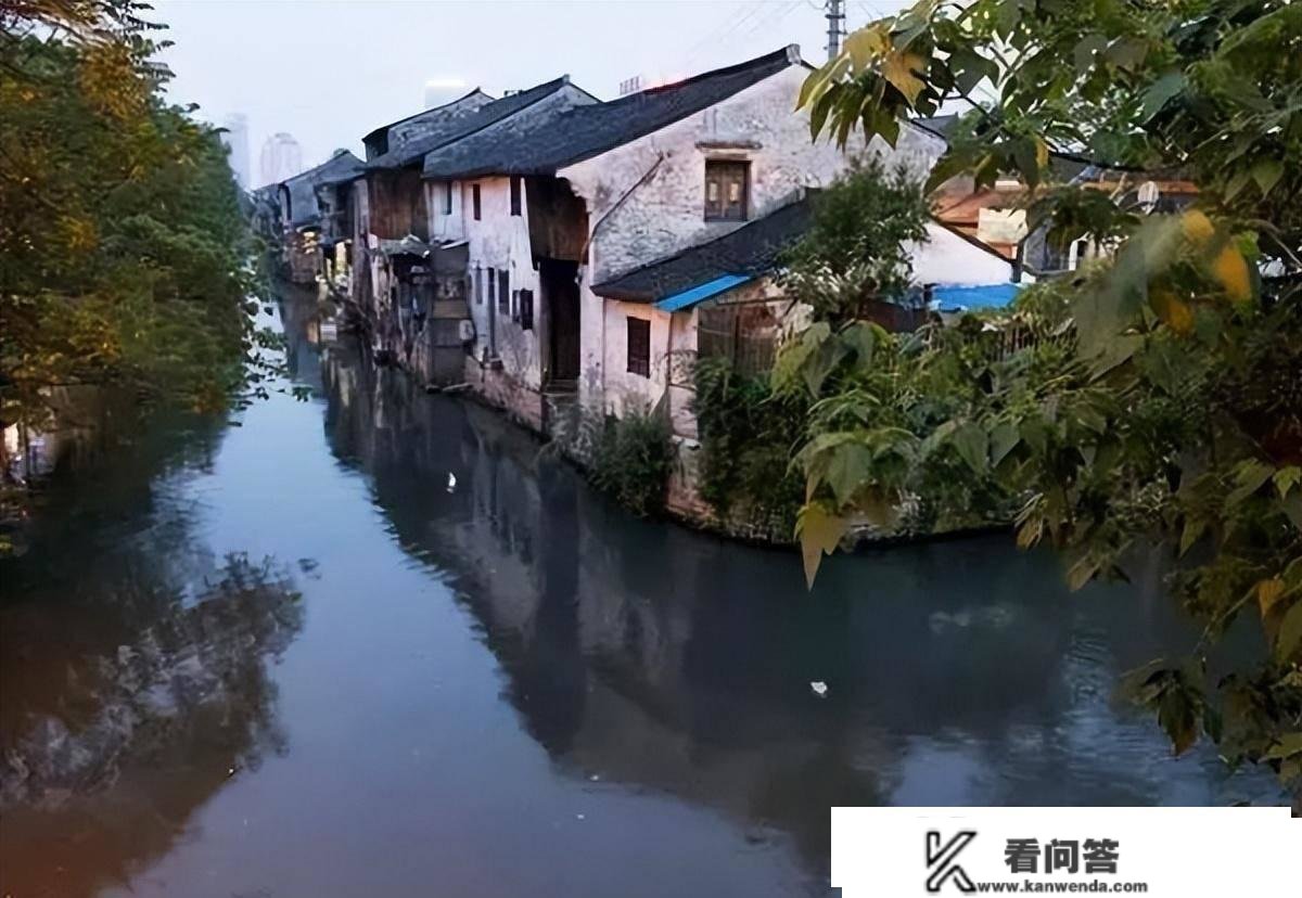 浅谈浙江地域民居建筑的气概特点