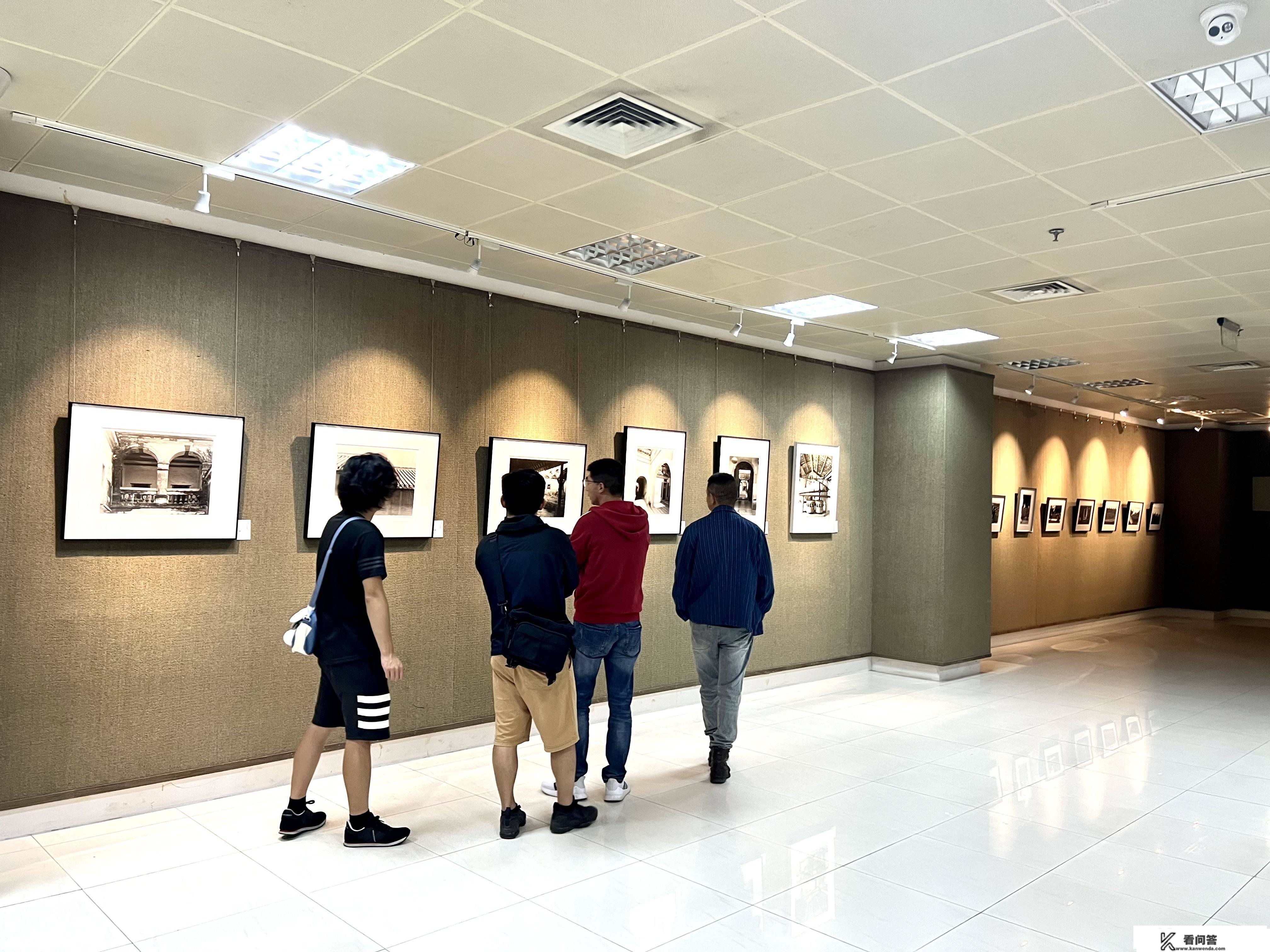 当银盐摄影赶上百年客家，“旅居万象”摄影展龙岗开展