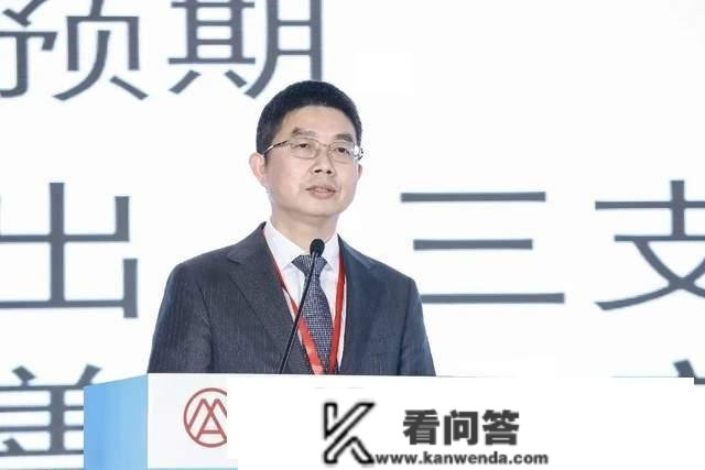 张晓晶：打压房价不单不克不及“均贫富”，相反会招致财产差距的扩大