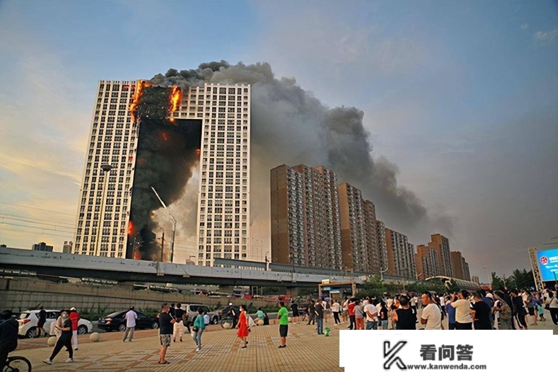 一场大火事后，高层室第2大缺陷表露无遗，过来人：还有2大硬伤