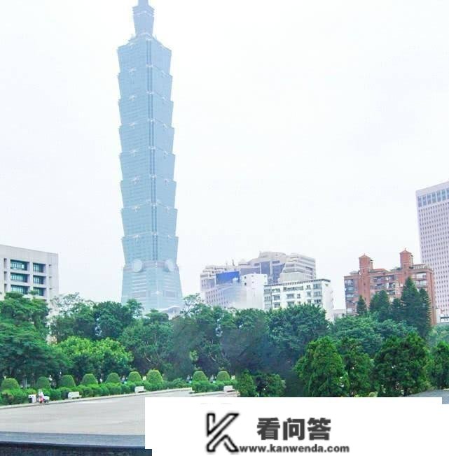 中国十大更高建筑，第一高达632米，台北101楼已排名第八