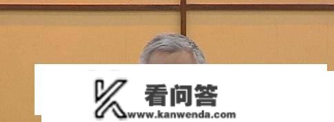 三亚市长王勇毁灭记：敛财9000万法庭上痛哭，自称靠工资买不起房