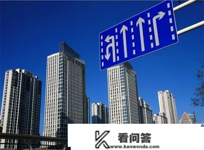 房地产“救市”一全年，楼市又热起来了，哪些人又起头快乐了？