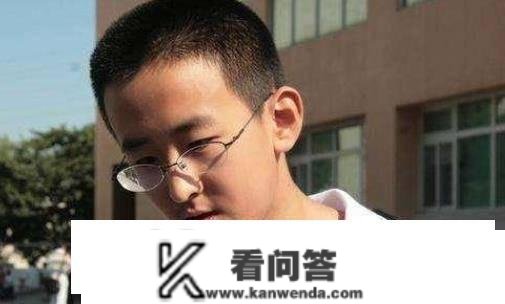 13岁上研究生、16岁读博，还逼父母在北京买房的神童，现状若何？