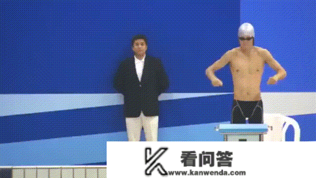 搞笑GIF：是我错了，但我实的不是成心的