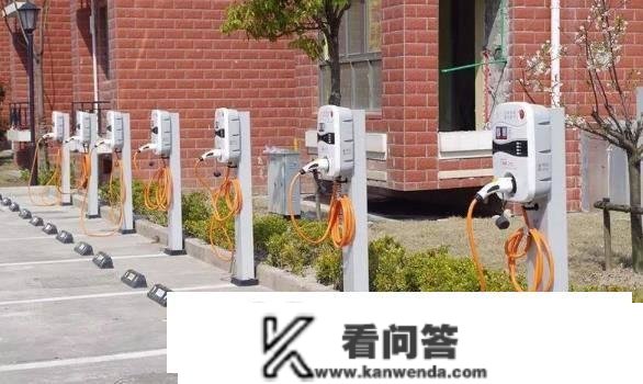 原创
       国产汽车品级变动，一线品牌仅3家，红旗只是二线？