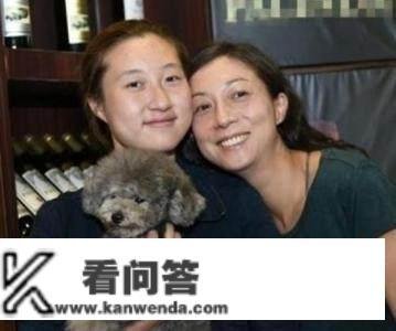 小龙女说给她一个亿也不忍父哥哥房祖名暗里见妹妹对她很赐顾帮衬