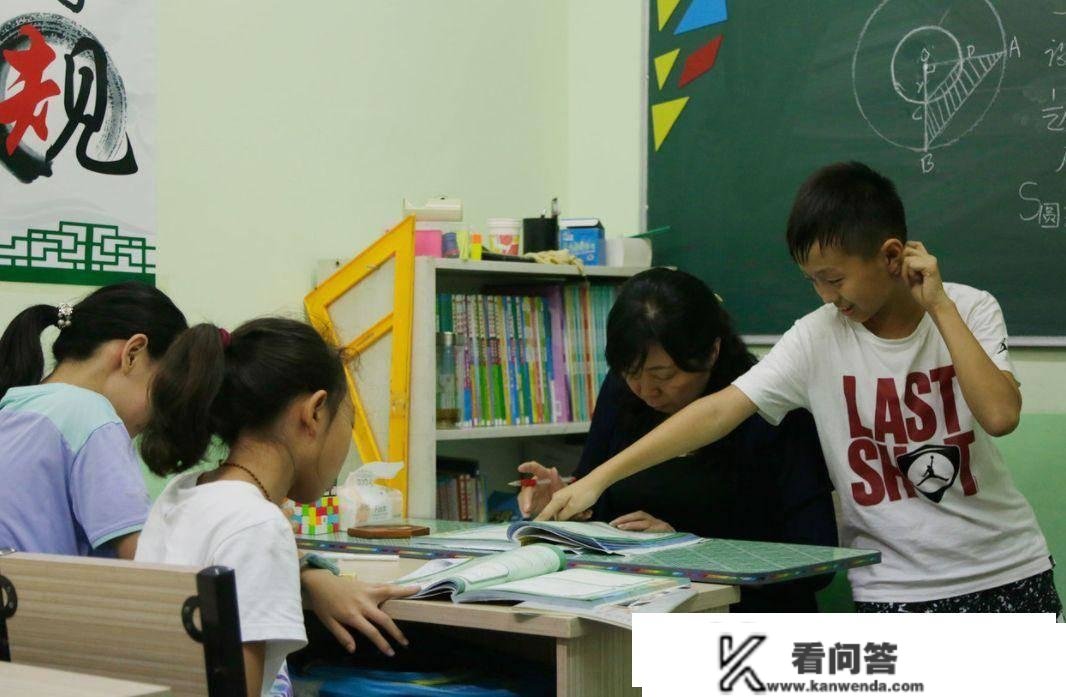 K12和职教的区别在哪里？教培人转型做职教，其实水是一样深