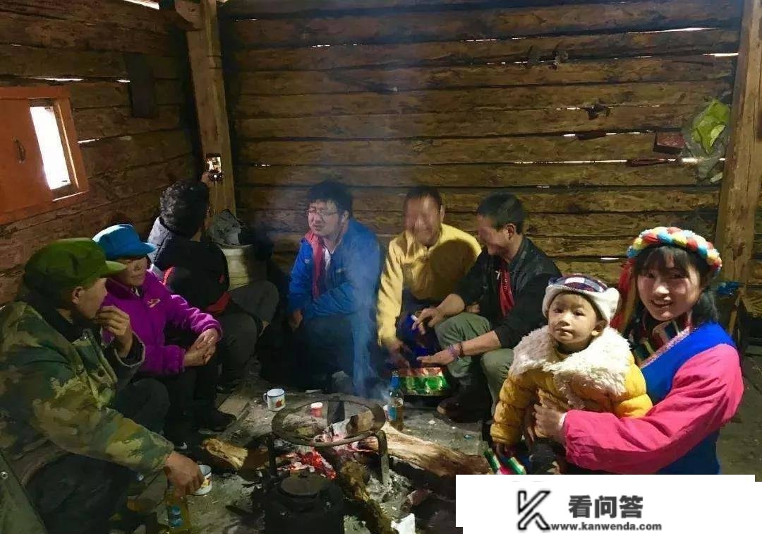 舌尖上的乡愁，怒江乡野人家的甘旨，傈僳族漆油炖鸡