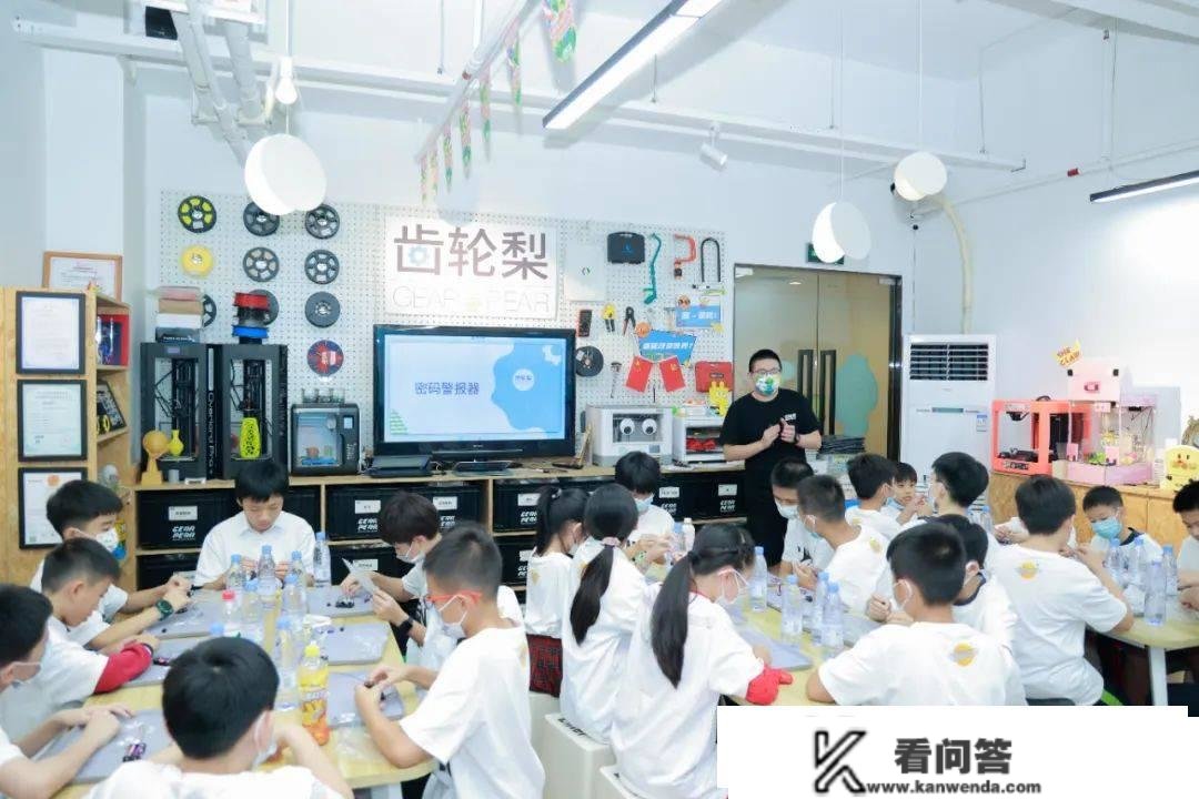 四位少年创客担任深圳市常识产权公益传布官