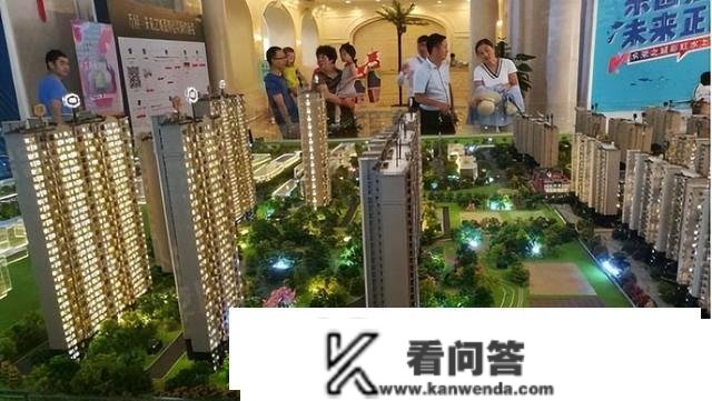 “全款买房”和“贷款30年”买房，不同有多大？曹德旺给出建议