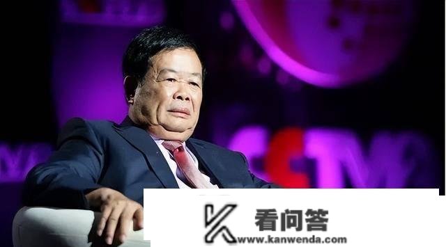 “全款买房”和“贷款30年”买房，不同有多大？曹德旺给出建议