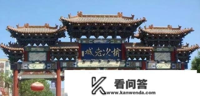 耿彦波：投5000万修院子，被辱骂10年，离任时，群寡却下跪挽留他