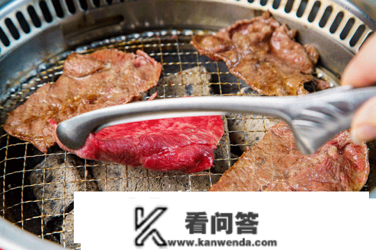 【引力烧·日式烧肉专门店】虹桥店|498元抢整盘M9和牛牛小排+8种精品荤菜，更有鱼子酱口蘑，紫苏饭！