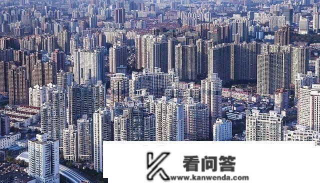 楼市刚刚回暖，没有看见涨价，却迎来了二手房的抛售潮