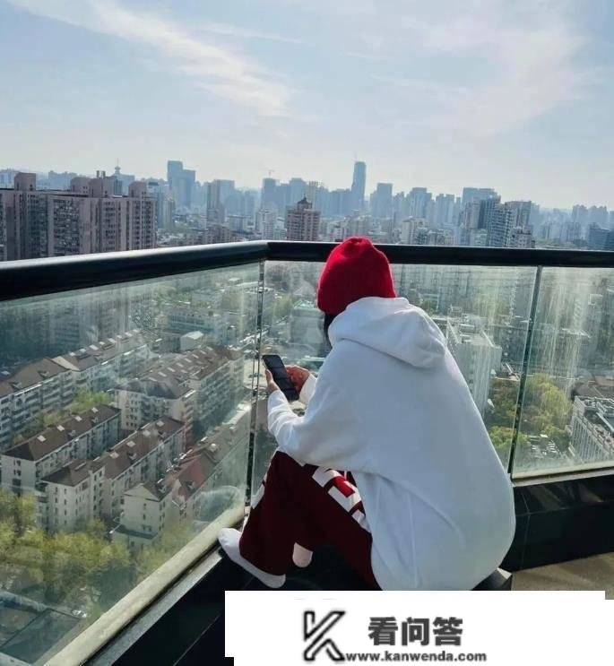 明星上海豪宅到底多豪华？刘嘉玲排不进前三，张庭家奢华如宫殿