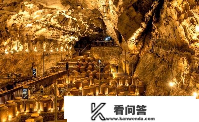 耗时10多年，建造几座山花几百亿，他是传统财产晋级版的愚公移山