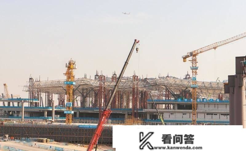 西安咸阳国际机场三期扩建工程：东航站楼雏形初现