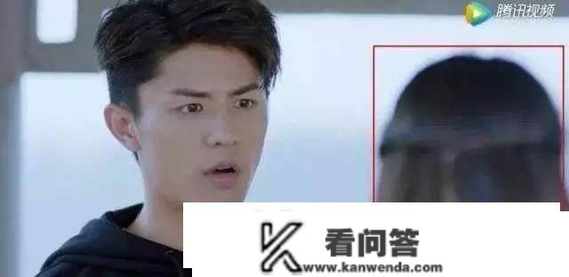 王子文新剧抠图被曝光，网友：不学赵丽颖偏要学Angelababy！