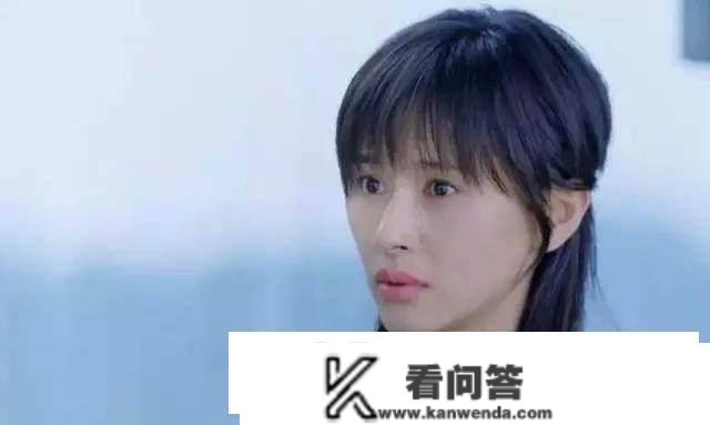 王子文新剧抠图被曝光，网友：不学赵丽颖偏要学Angelababy！