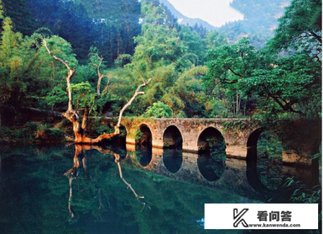 2023年春节还适合去北京旅游吗？上海春节旅游十大必去景点？