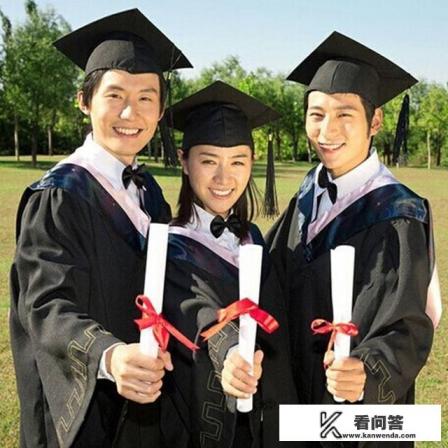 关于汉语言文学专业的毕业论文什么题目好写点？汉语言文学毕业论文如何体现在社会实践中？