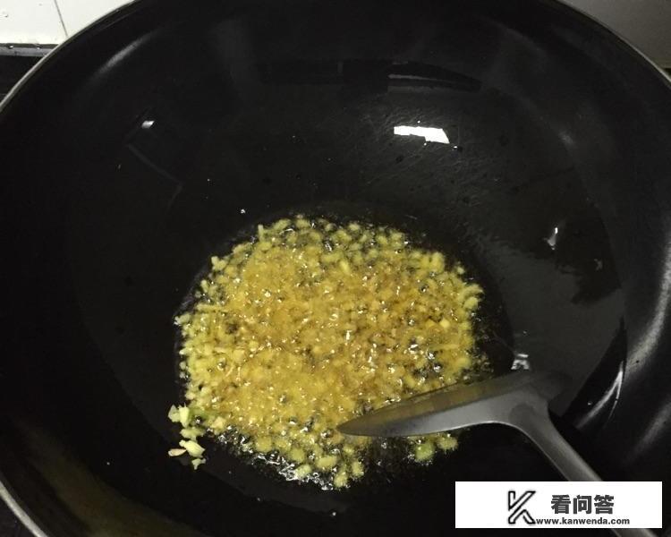 王刚避风塘炒蟹的正宗做法？避风塘炒蟹可以用淀粉吗？