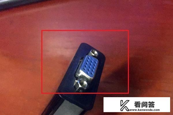 VGA转HDMI转换器的连接使用方法？