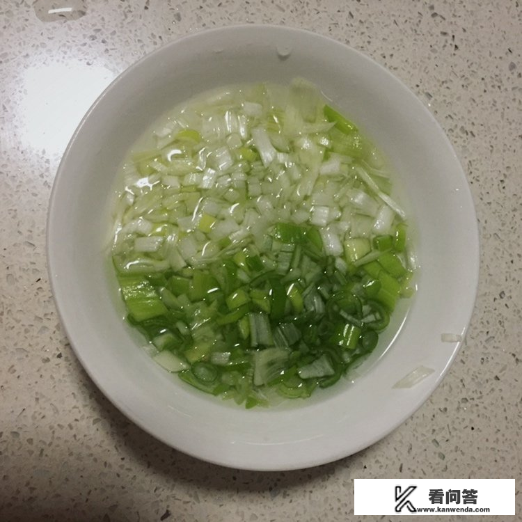 自制油炸肉丸子的做法？