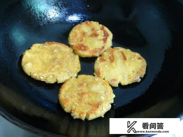 纯玉米面饼子正确做法是怎样？