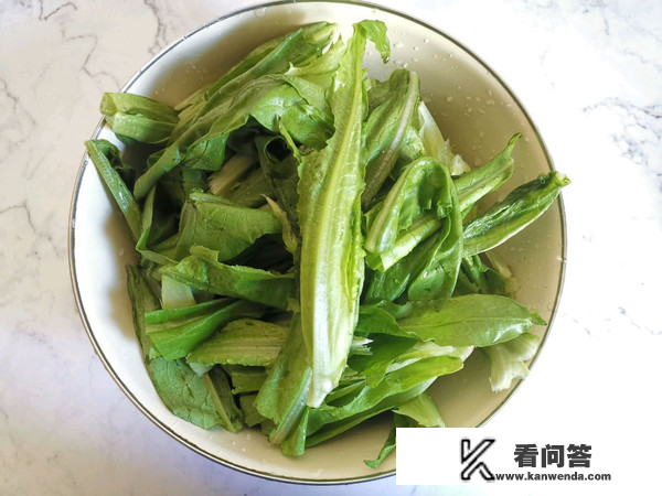 清炒油麦菜的家常做法？