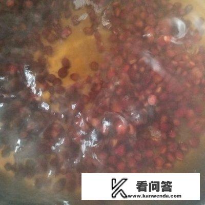 电饭煲焖黄米饭的正确方法？