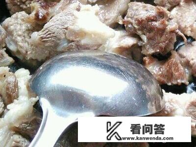 【土豆炖牛肉】怎么做好吃？